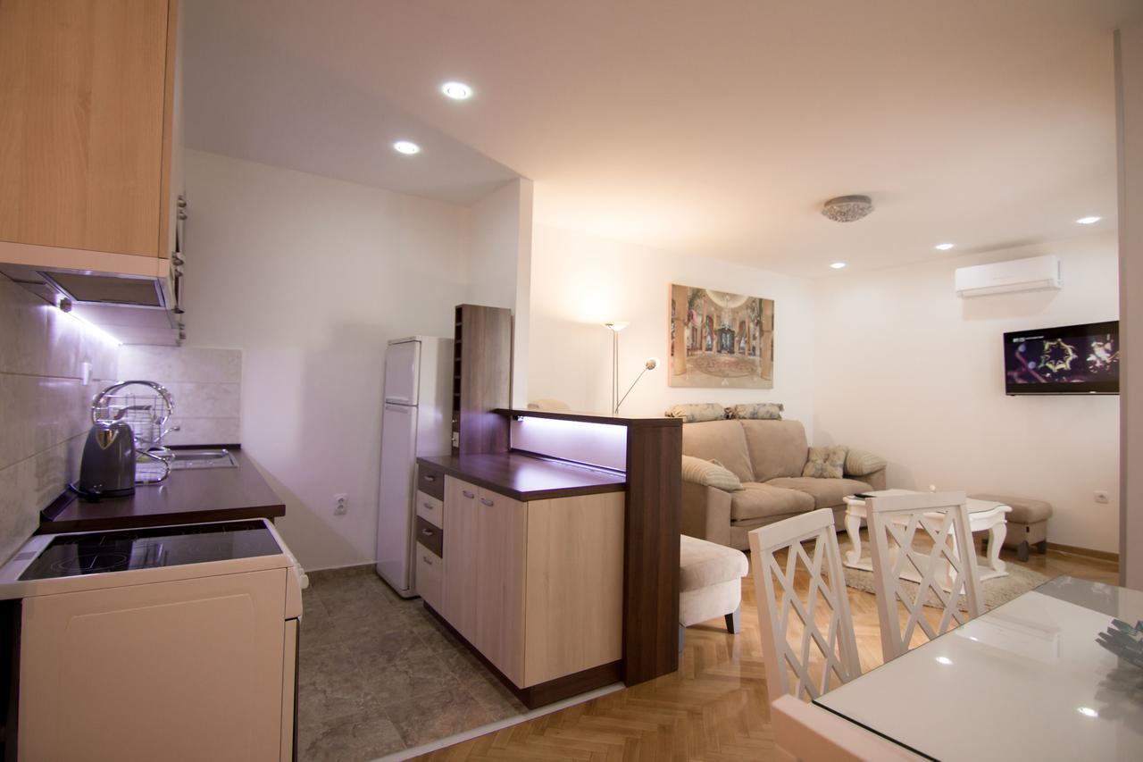Apartments Near St. Sava Temple 베오그라드 외부 사진