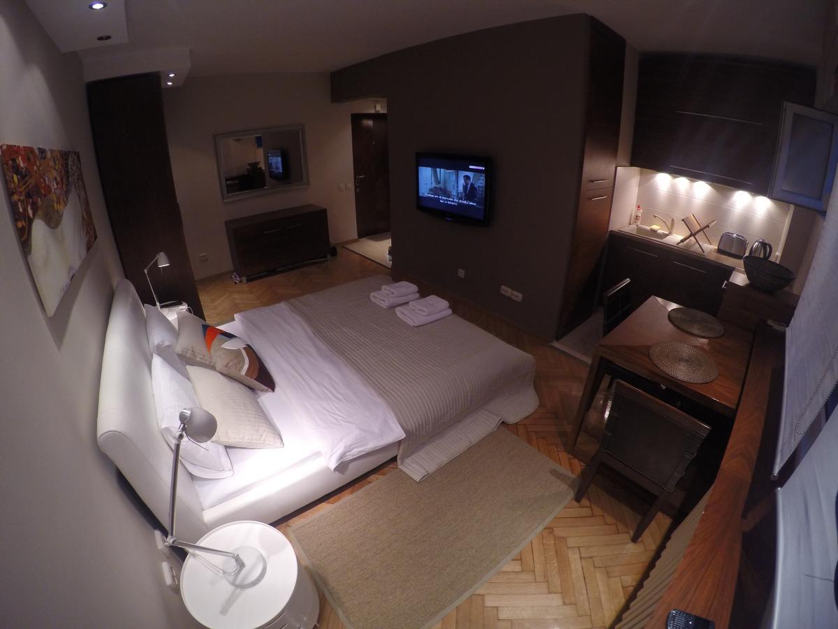 Apartments Near St. Sava Temple 베오그라드 외부 사진